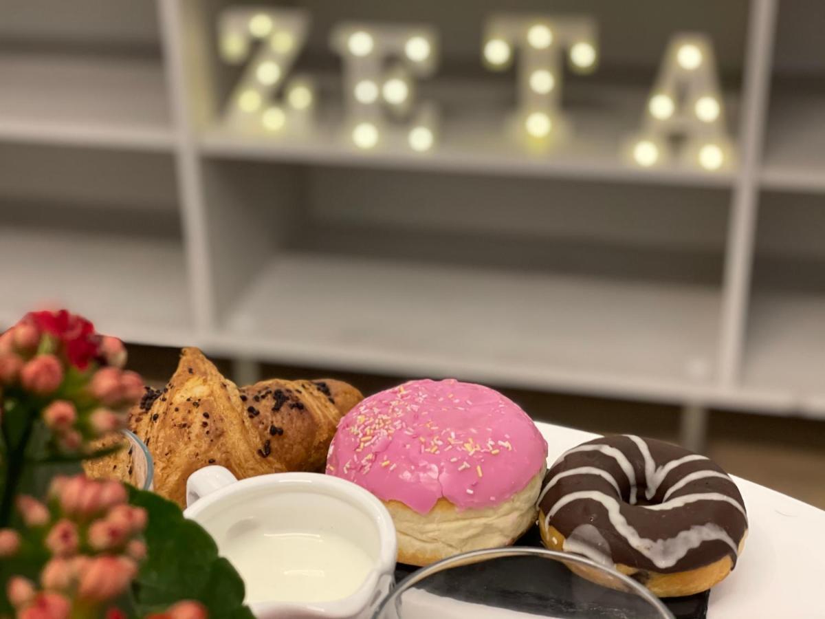 קאסרטה Zeta Rooms מראה חיצוני תמונה