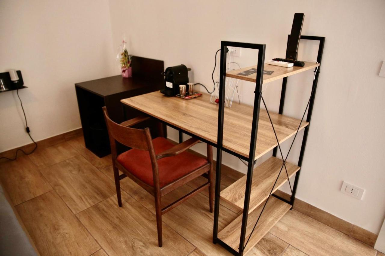 קאסרטה Zeta Rooms מראה חיצוני תמונה