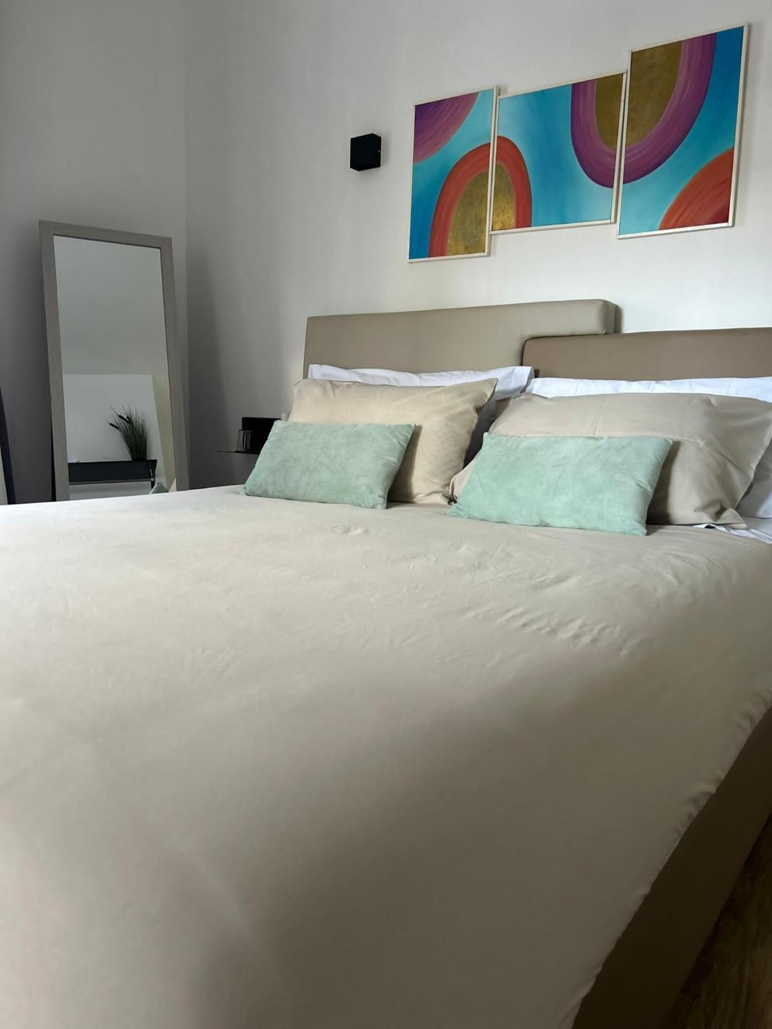 קאסרטה Zeta Rooms מראה חיצוני תמונה