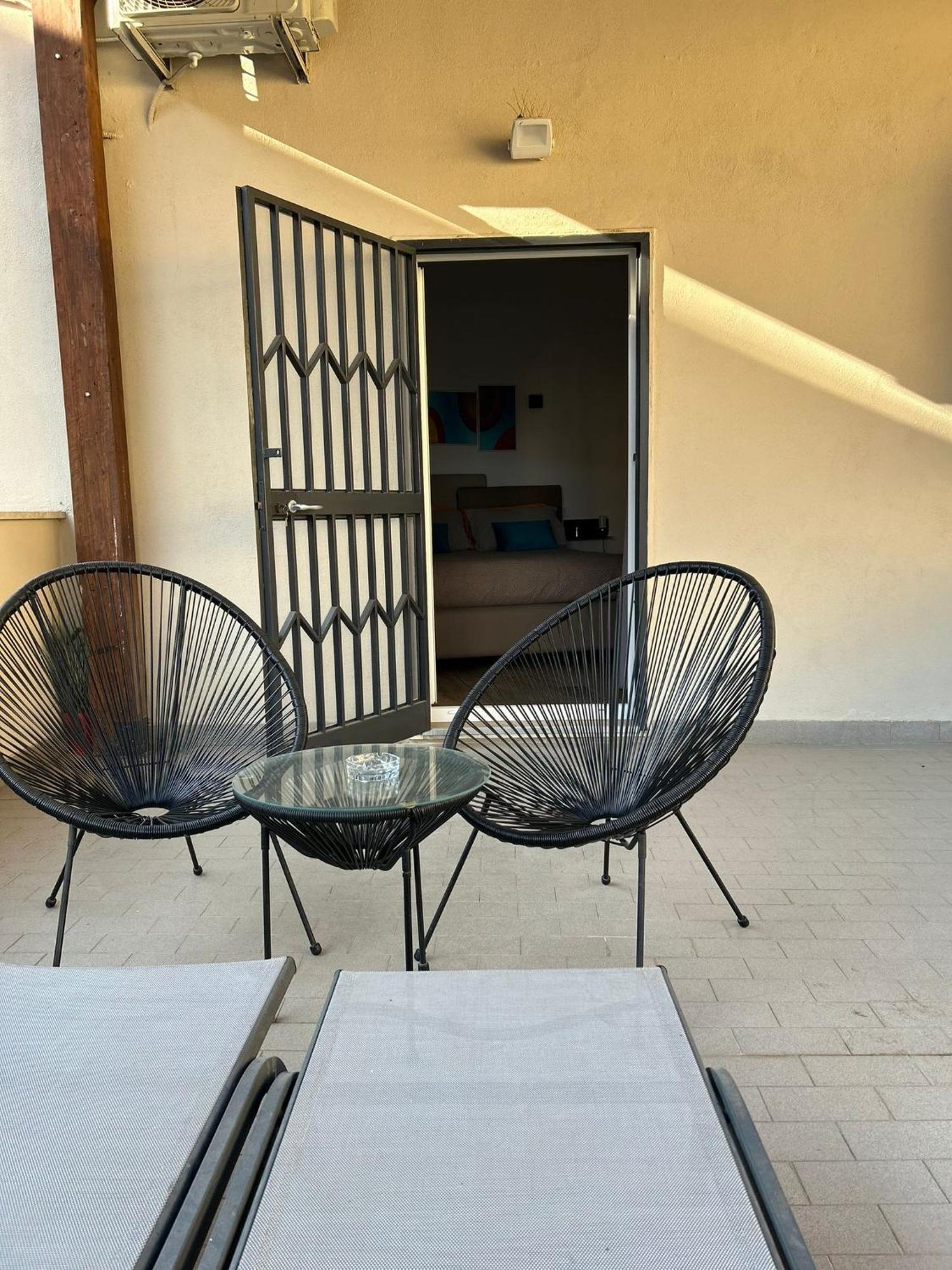 קאסרטה Zeta Rooms מראה חיצוני תמונה