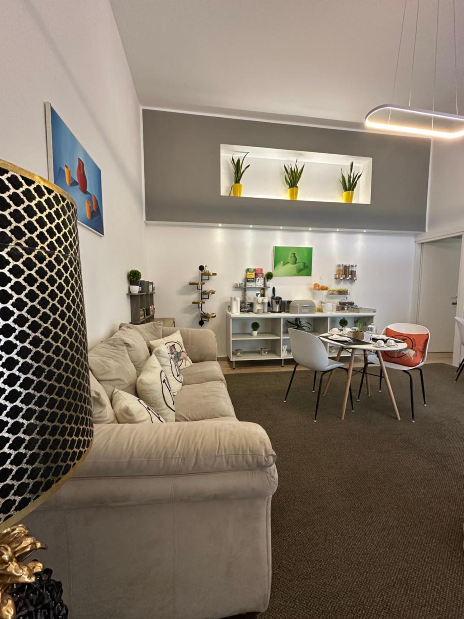 קאסרטה Zeta Rooms מראה חיצוני תמונה